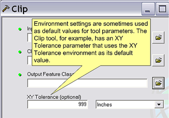 The Clip tool using an environment setting as the default for a parameter